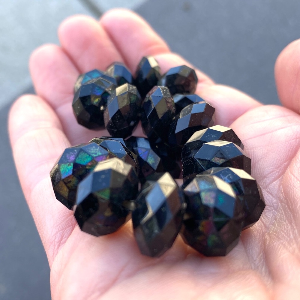Vintage black bracelet cuff stretch beaded iridescent elastic costume jewelry - Picture 5 of 7